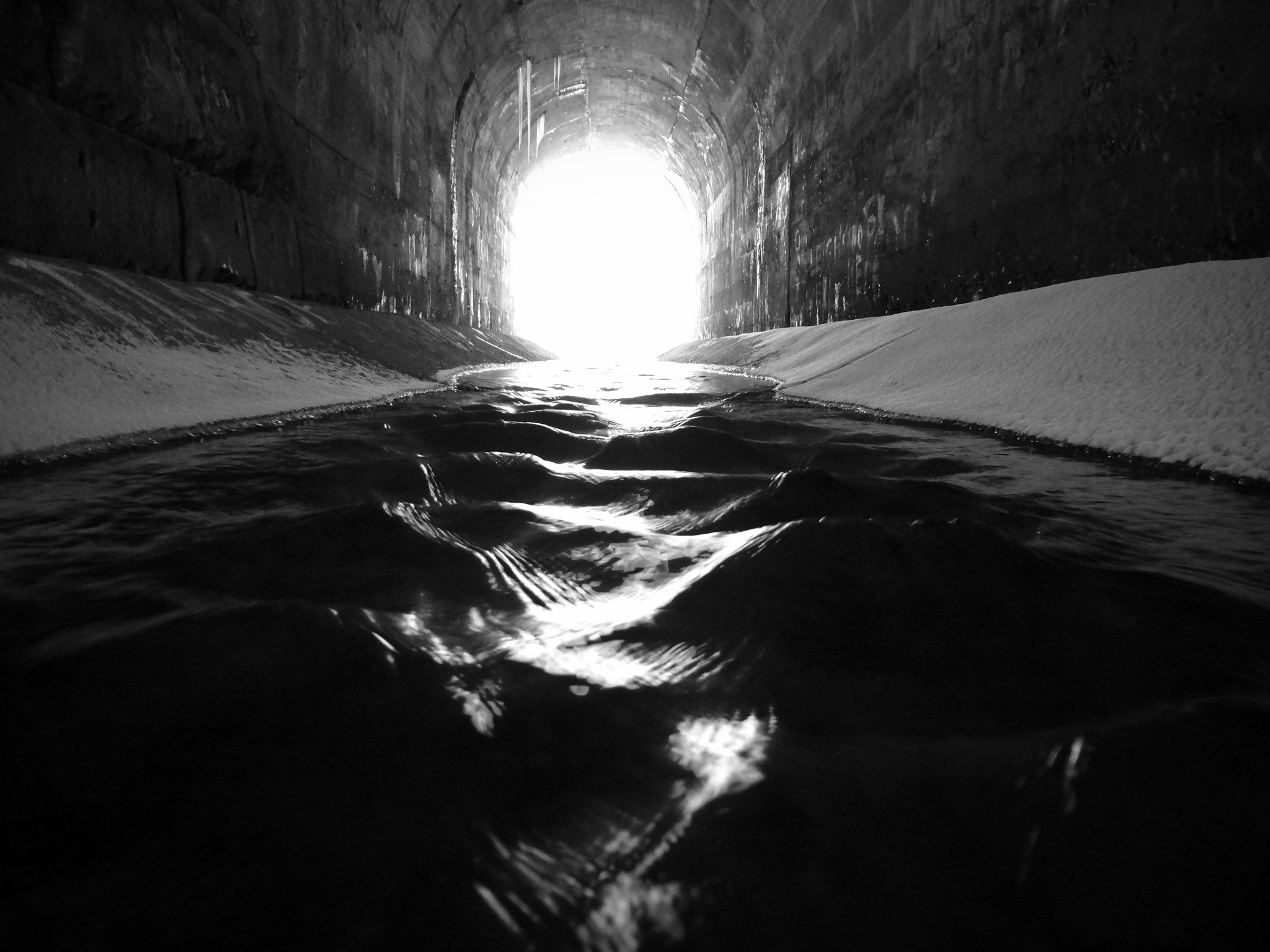 the river darkens 17