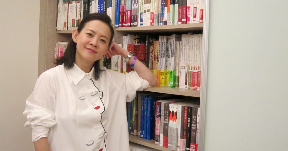 「我不希望七、八十歲時還在想人生功課沒做完,我想要現在開始玩。」──專訪曾寶儀