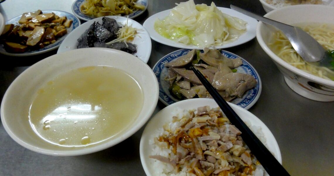 原被視為低階中華料理 台菜 長出自己的味道 Readmoo閱讀最前線readmoo閱讀最前線
