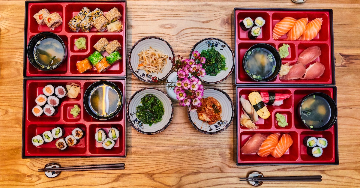 在日本,填滿食物就成了便當,填滿心則會成為「可靠的男人」