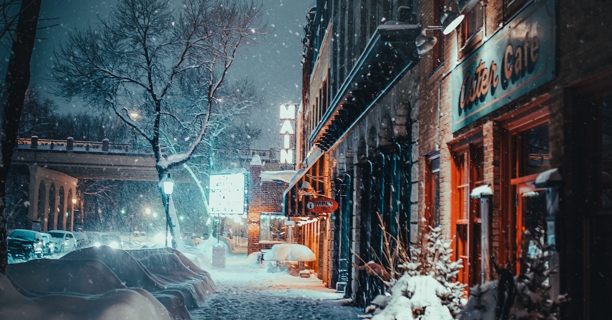 散文的多重宇宙——王盛弘《雪佛》