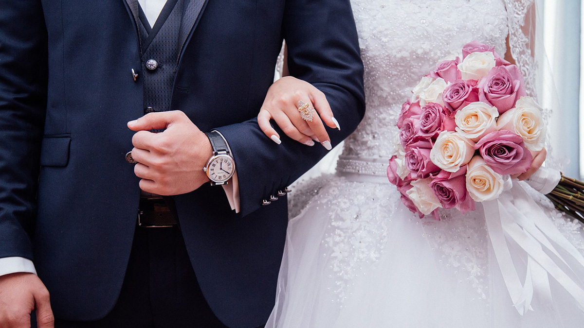 「妳是跟我結婚還是跟那群三姑六婆結婚？」