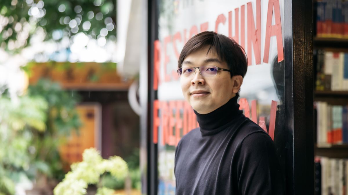 「你是被這個世界掌控,還是在掌控這個世界?」──專訪11月店長鄭清鴻