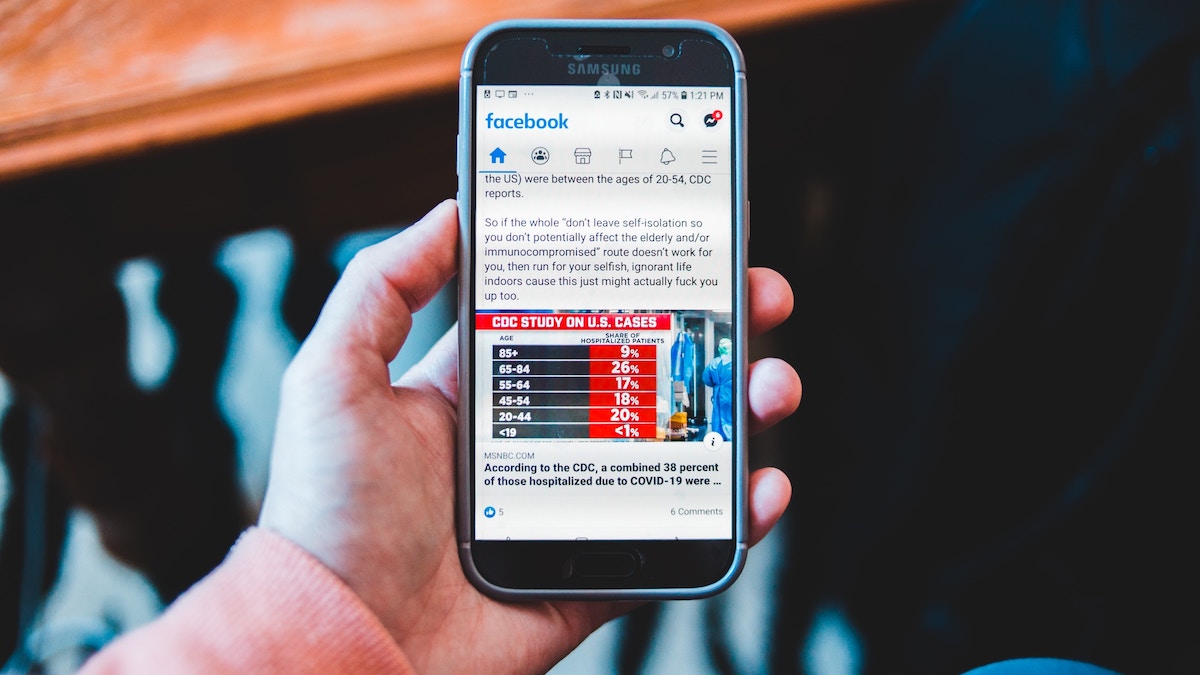 本該「保持中立」的演算法，卻成為操弄群眾的潛在威脅- Readmoo閱讀最前線