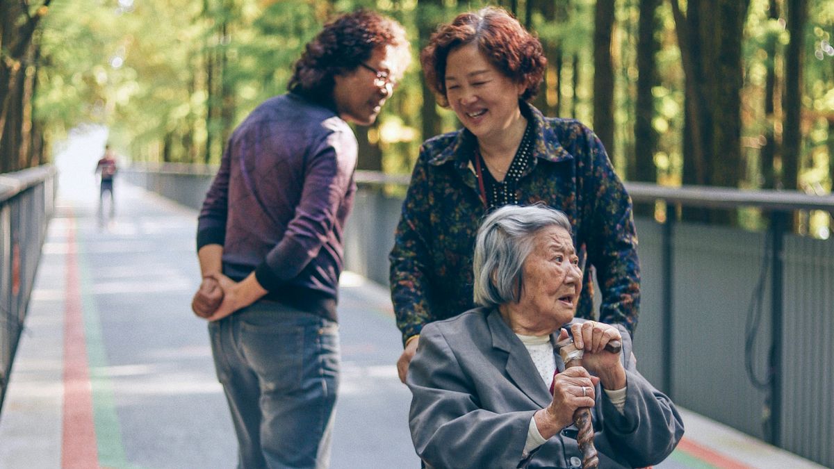 【讀者舉手】「長照是看不到終點的馬拉松。」──讀《我殺了我的家人》