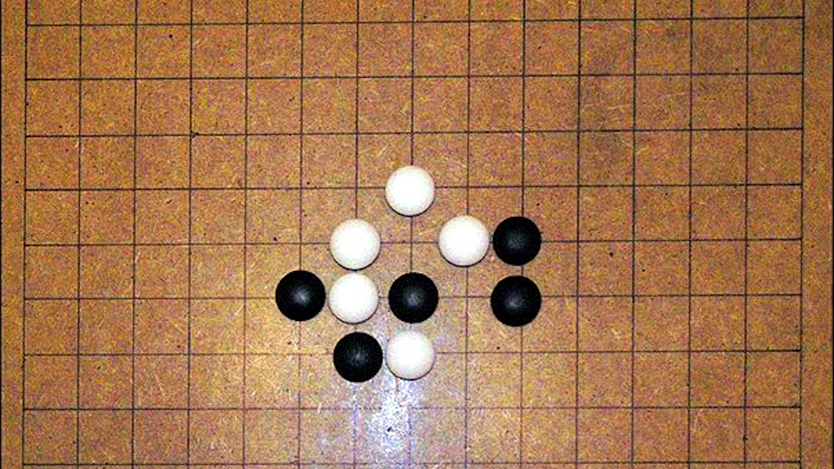撰寫以「古代」為場景的故事,文言文是不小的障礙——筆訪〈傷心棋〉作者吳非