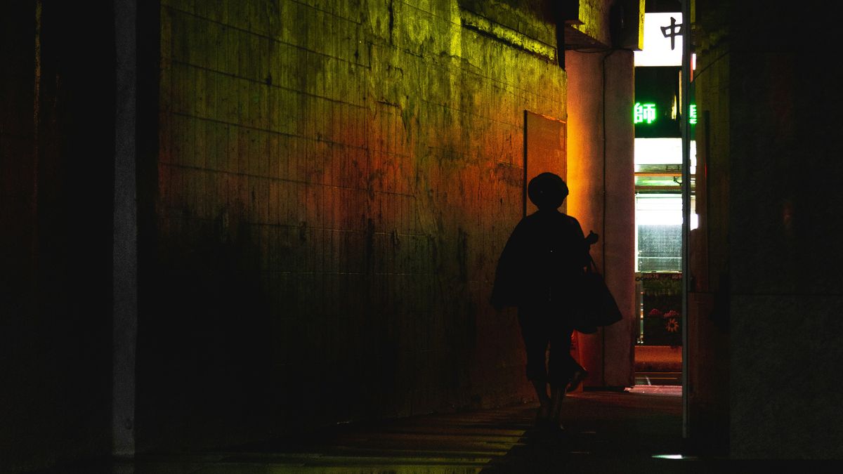 【讀者舉手】共感的與錯過的時代,《夜遊:解嚴前夕一個國中女生的身體時代記》