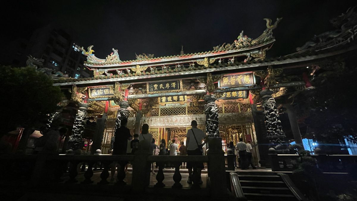 【果子離群索書】龐克樂手唱牽亡，戲曲宗教皆為心：《湊陣》