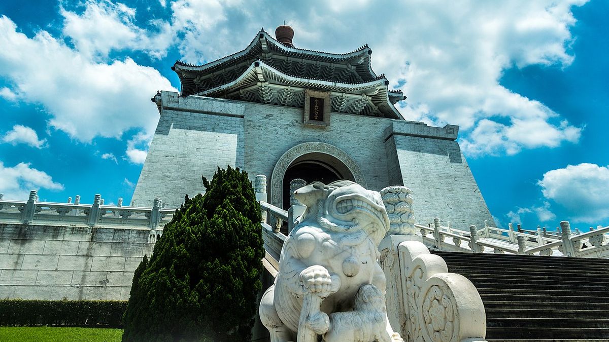【讀者舉手】要反重力,或許應該先接受曾有重力:讀《反重力》