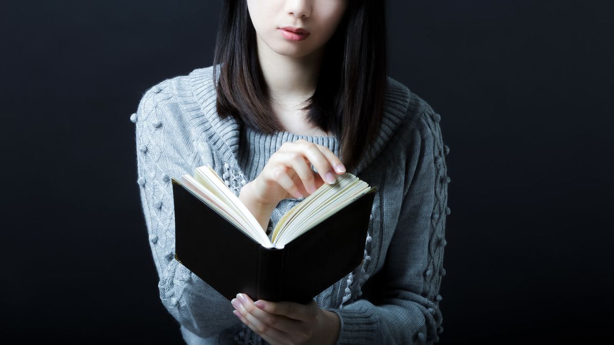 【果子離群索書】小說的實用功能:不在藝術成就,而在人的共鳴。《在文庫旅館等待的書》