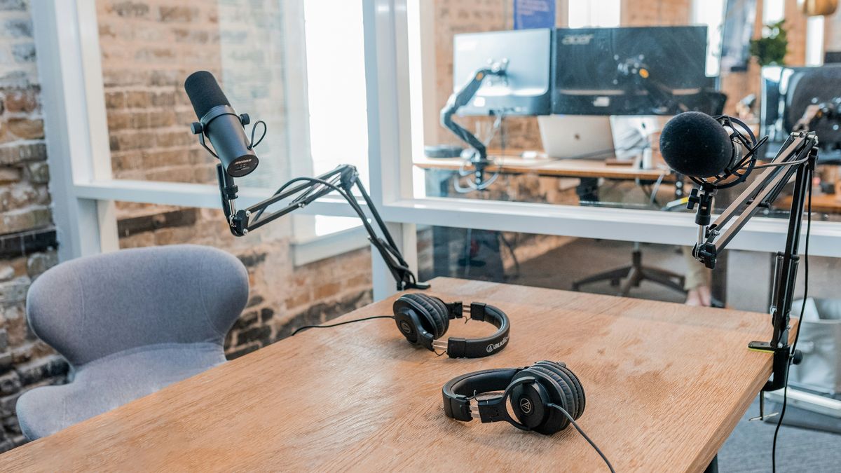 華文文學podcast唯一入選!「經典也青春」獲選「最佳百大文學Podcast」