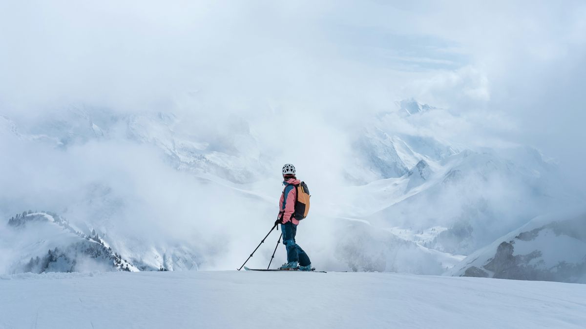 【讀者舉手】自由奔放、熱血又帶點浪漫的滑雪推理:《白雪之劫》