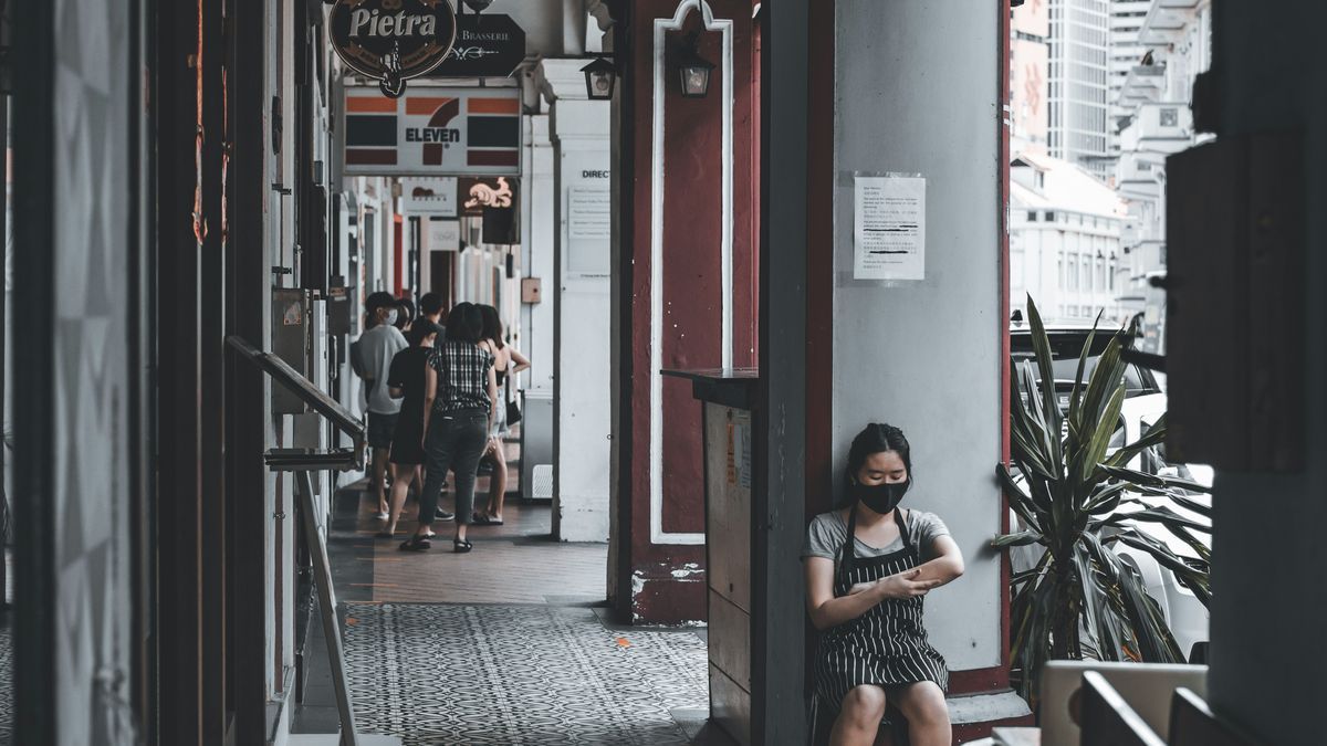 【果子離群索書】散步的觀察者累積出來的台灣:《台灣活所在》