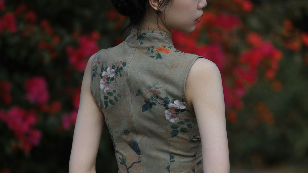 【讀者舉手】《傾城之戀》:煙火人間,灰燼裡開出的愛