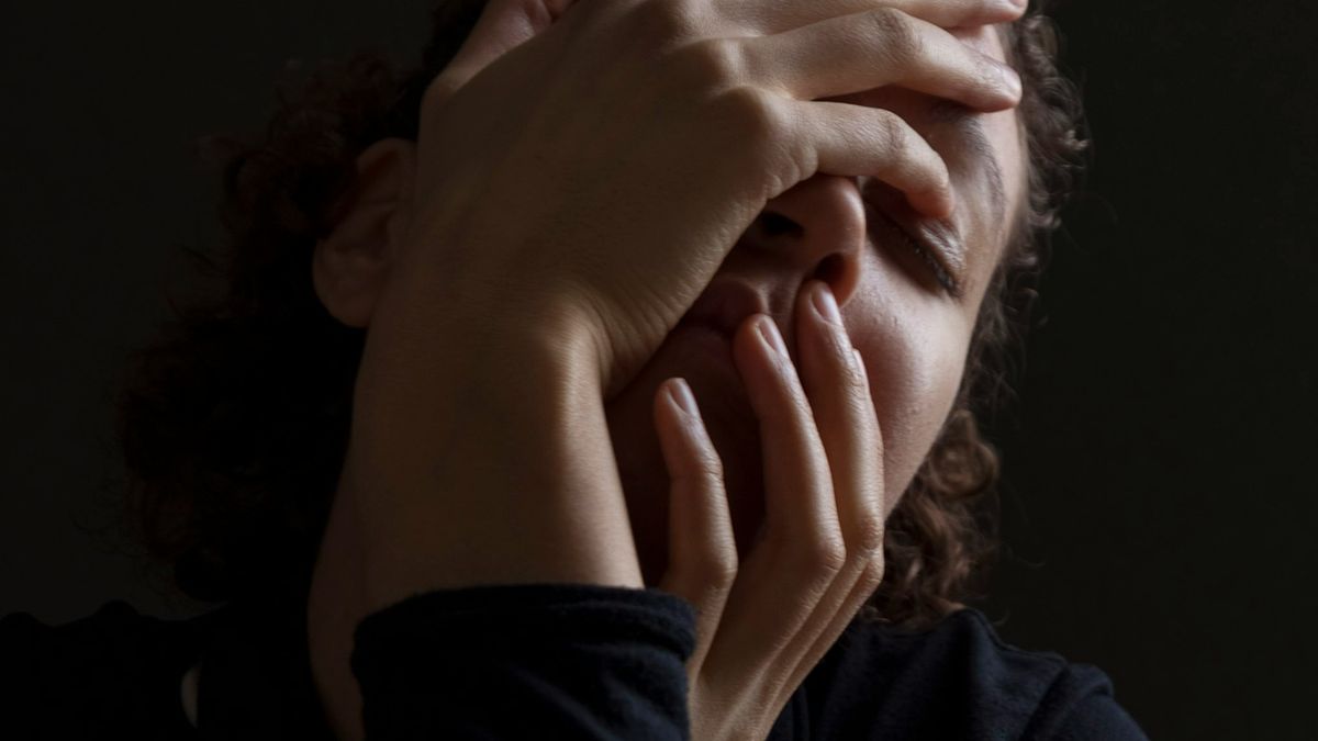 【讀者舉手】如何成為情緒健康的人?先從避免情緒消耗開始做起:《情緒自救》