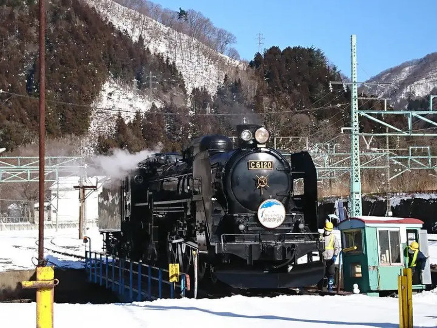 【Check-In文學現場】川端康成篇之三《雪國》(上):美麗的愛與徒勞,在雪夜盡頭的異世界
