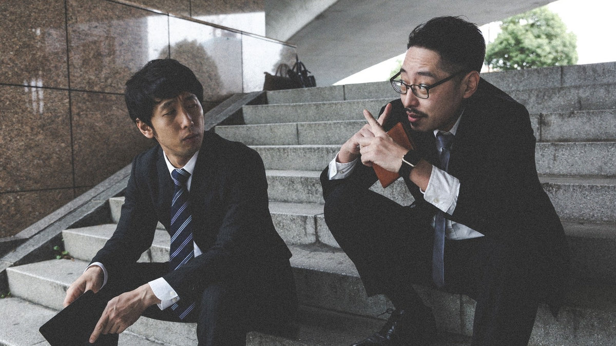 【讀者舉手】男人的幸運?書寫父權體制下的男性困境:《何苦為男?》