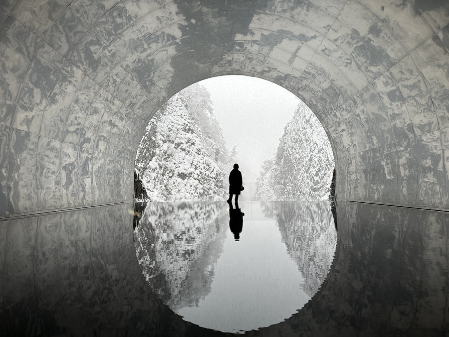 【Check-In文學現場】川端康成篇之三《雪國》(下):越後雪世界:雪中蟄居、過街雪洞、縐布曬雪