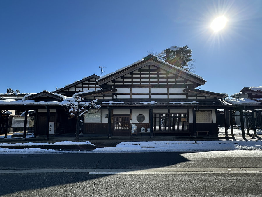 【Check-In文學現場】川端康成篇之三《雪國》(下):越後雪世界:雪中蟄居、過街雪洞、縐布曬雪