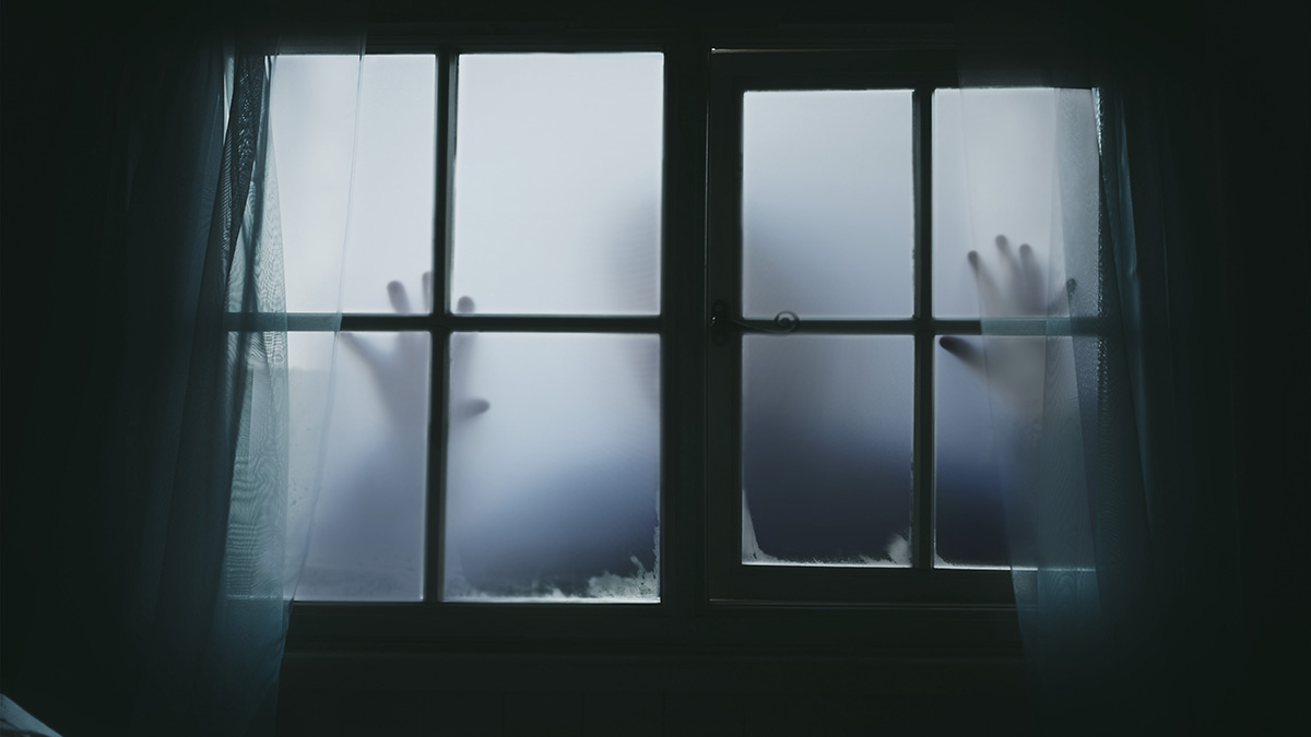 「我爸拿刀要殺我!」逃出家門的高中生