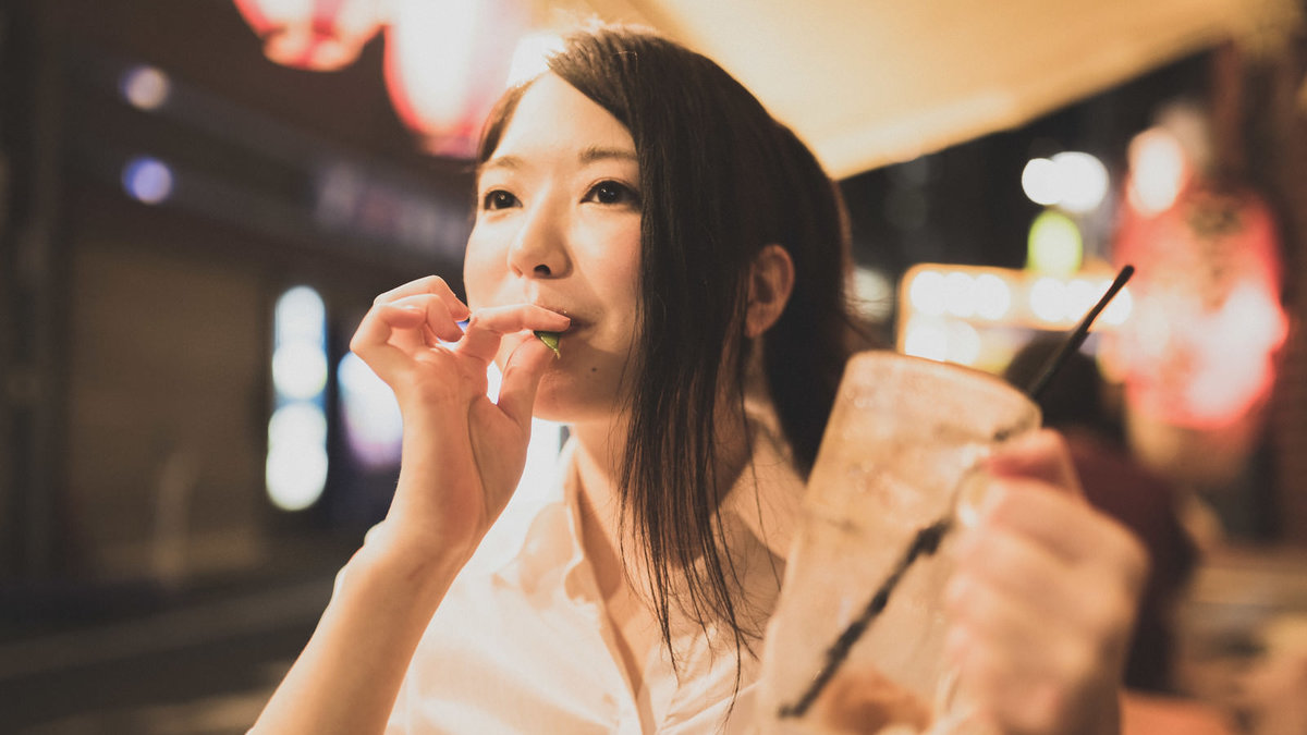 【一週E書】用食物填充人生最空虛的時刻吧,朋友。《解酒料理》