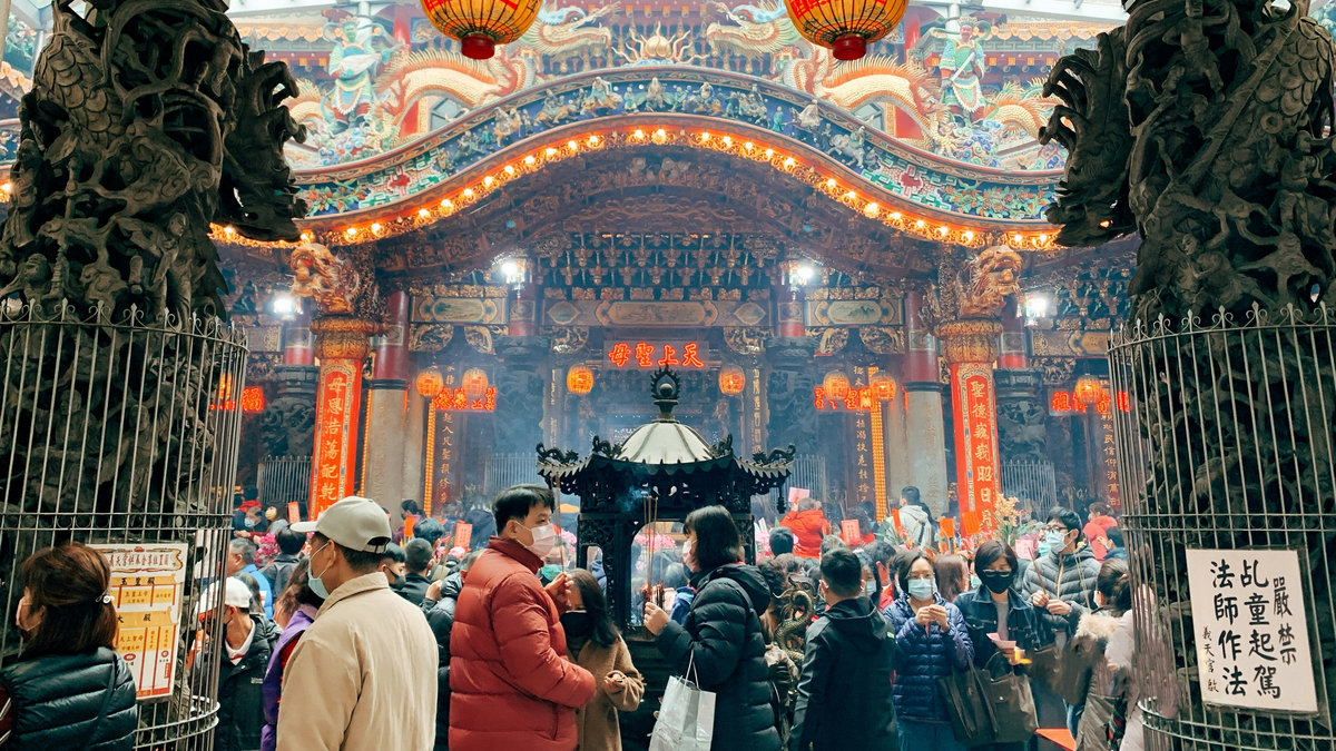 【讀者舉手】快給祂吃雞腿啊!《眾神之島》